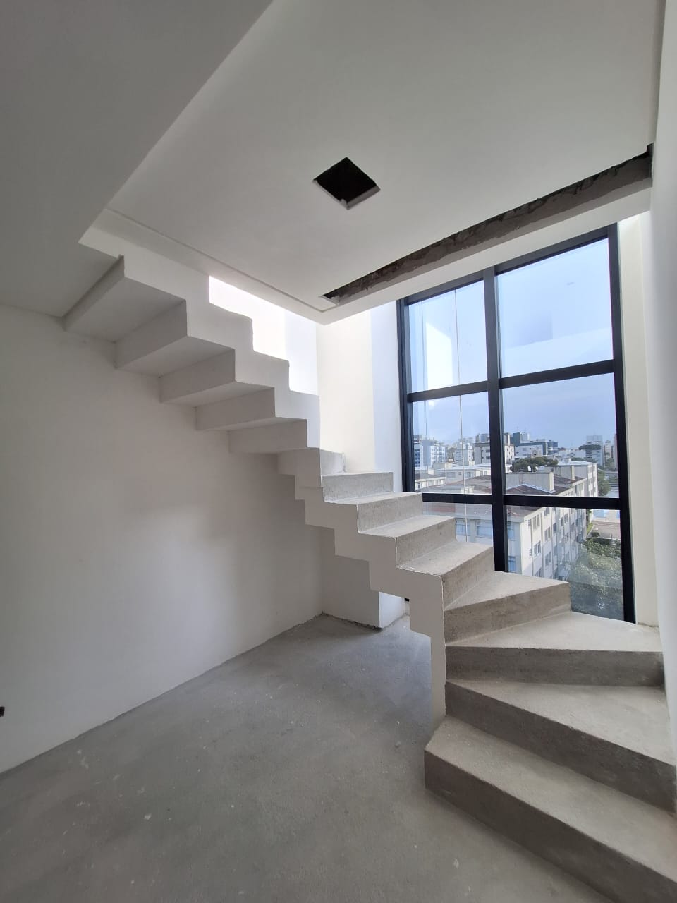 WhatsApp Image 2025-11-05 at 00.05.59(1)